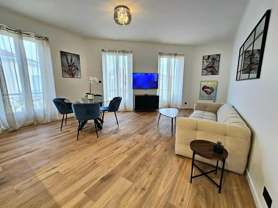 Tres Bel Appartement Nice Centre France